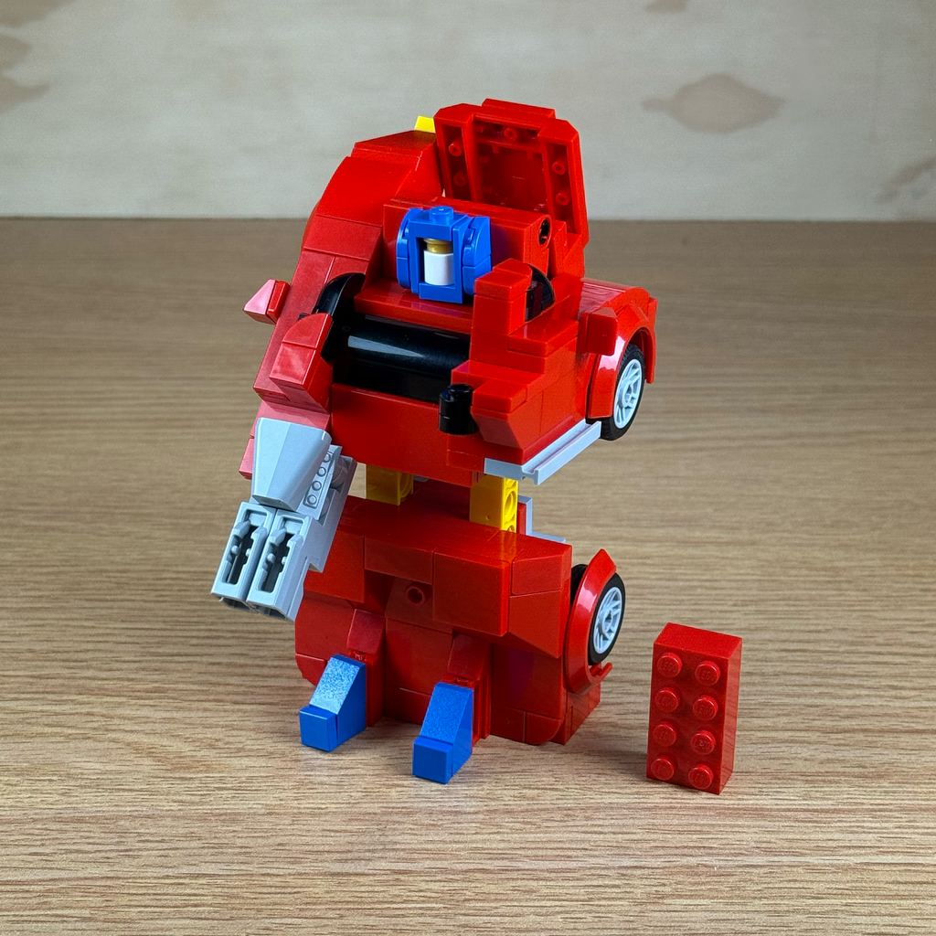 Red Car Bot LEGO MOC studio image